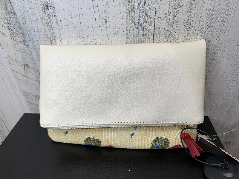 Clutch By Rachel Pally  Size: Medium