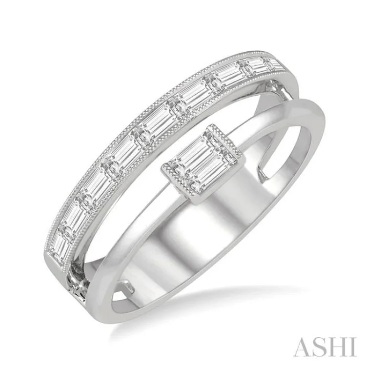 1/2 ctw Split Baguette Diamond Fashion Ring in 14K White Gold