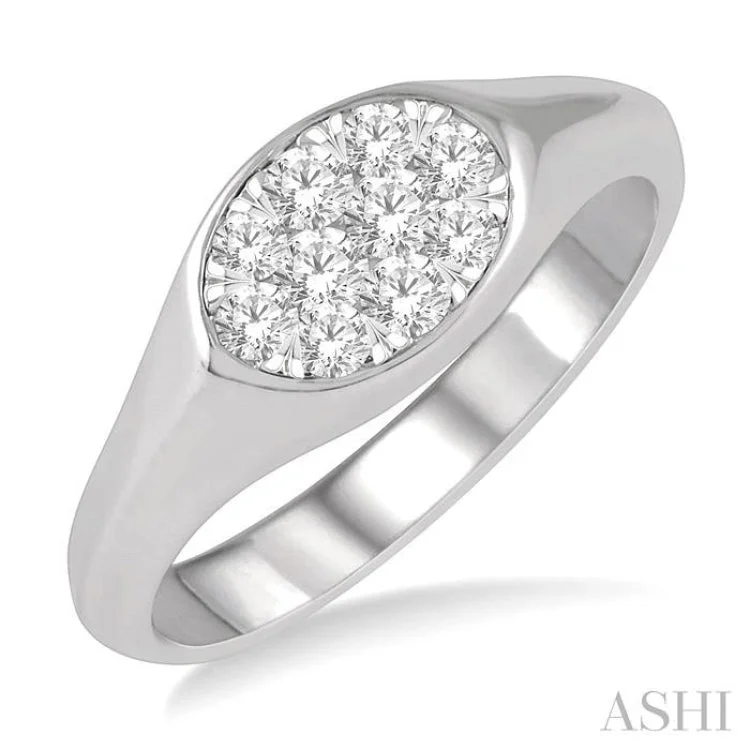 1/3 ctw Oval Shape Lovebright Diamond Ring in 14K White Gold