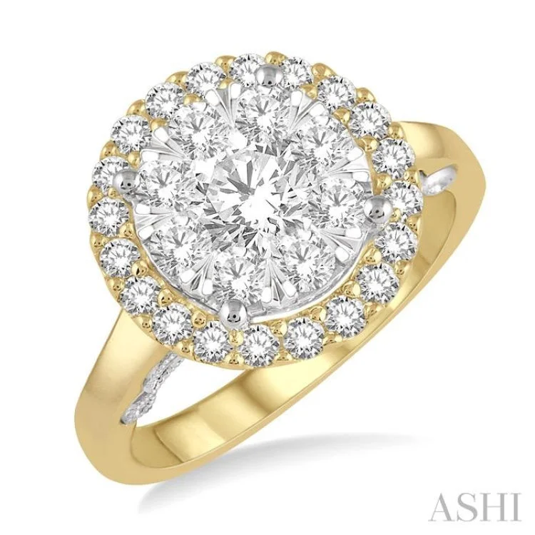 1 1/2 Ctw round Diamond Lovebright Solitaire Style Halo Engagement Ring in 14K Yellow and white Gold